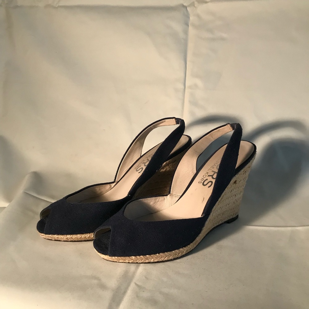 Excellent condition Michael Kors wedges